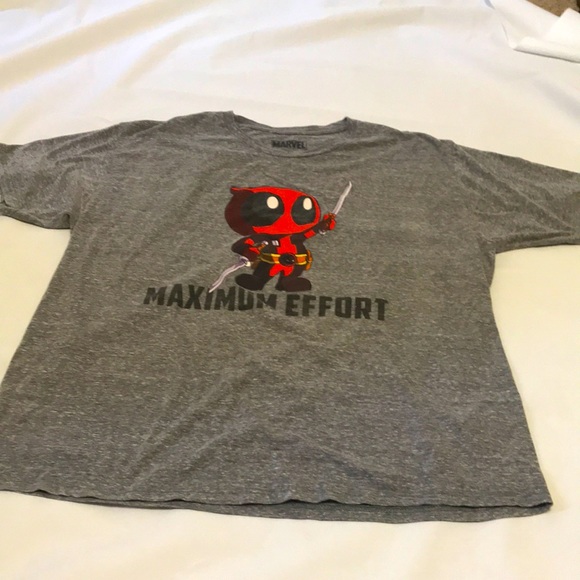 Marvel Deadpool Maximum Effort Graphic Tee Size Large - Picture 1 of 6